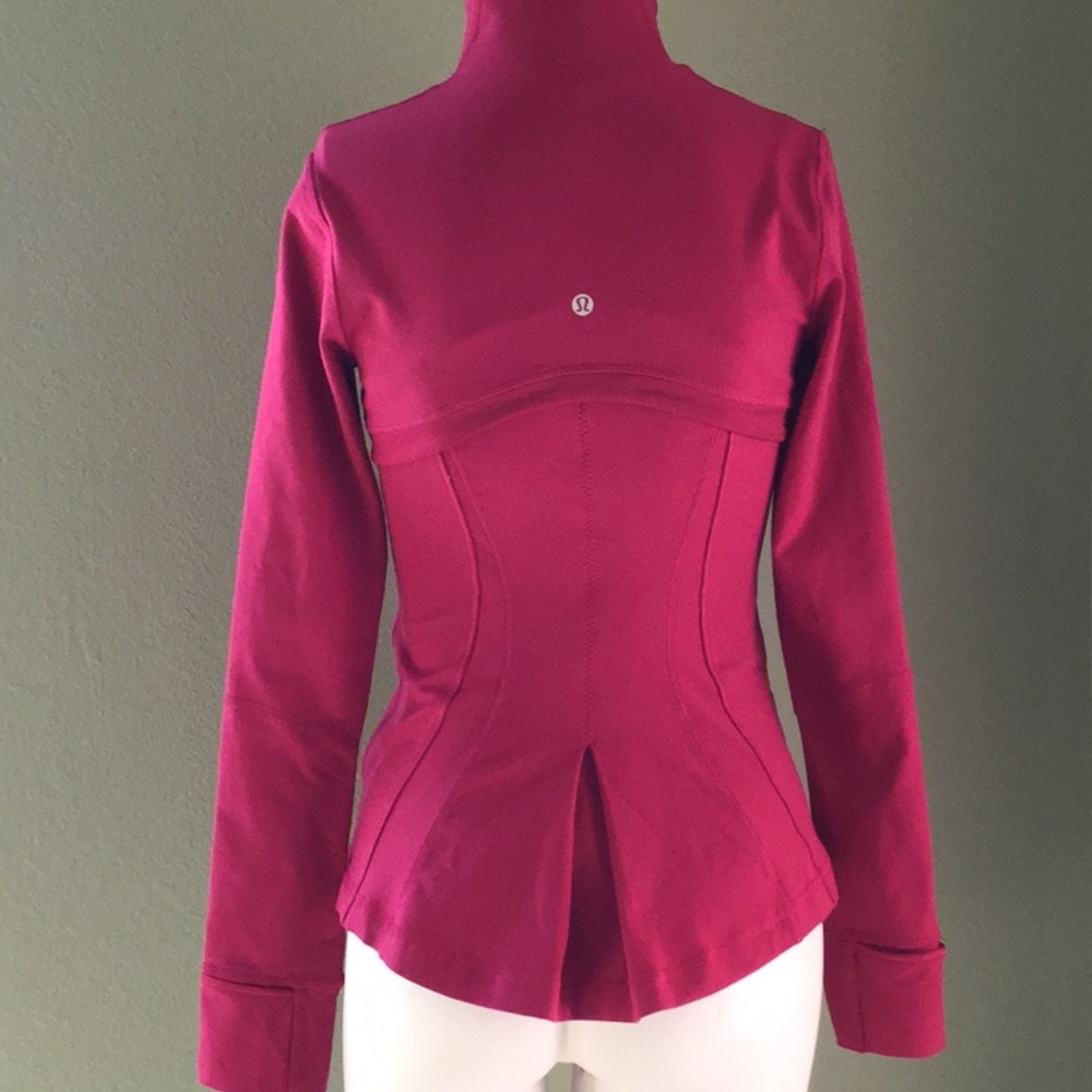 Lululemon Jacket 4 Euc - image 2